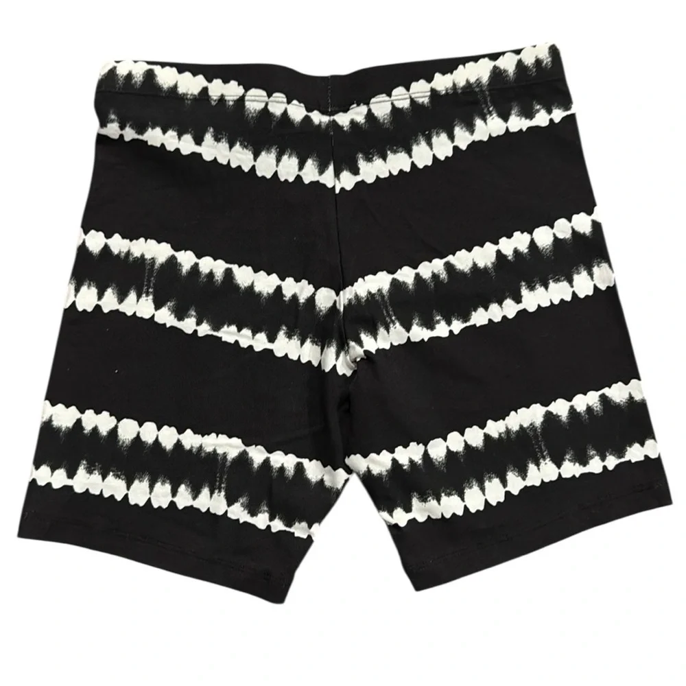 Wonder Nation Tie-Dye Shorts - Juniors size Large